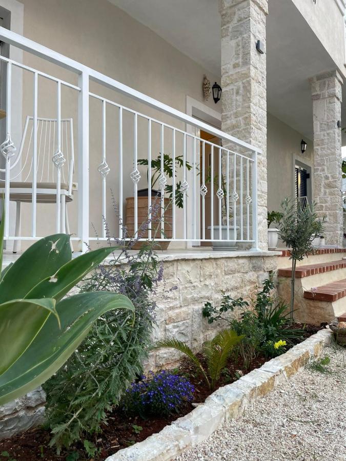 Vila Tani'S House Sarandë Exteriér fotografie