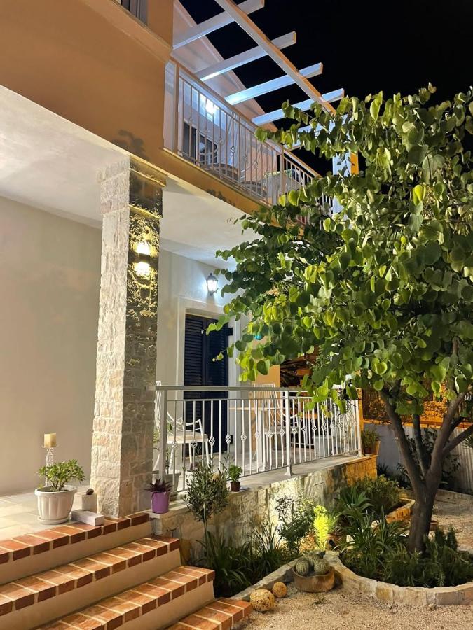 Vila Tani'S House Sarandë Exteriér fotografie